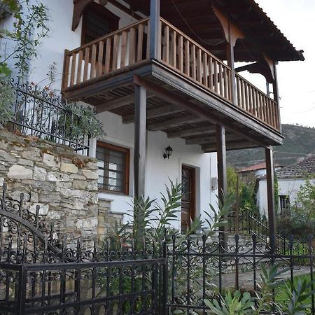 Lila'S Guest House Mikrósz Prínosz Kültér fotó