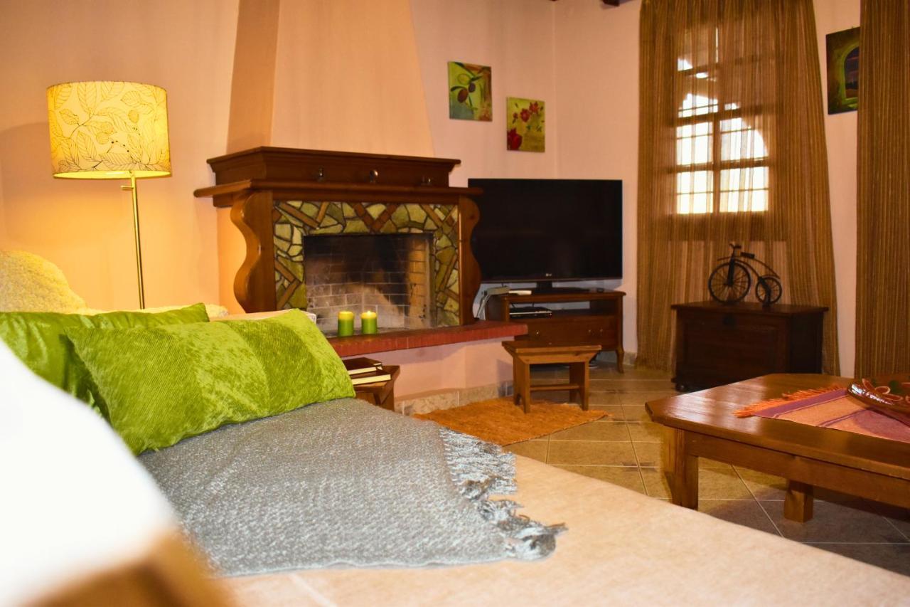 Lila'S Guest House Mikrósz Prínosz Kültér fotó